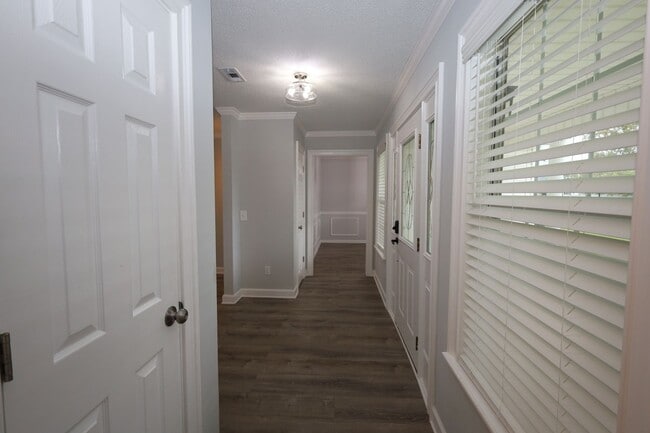 Photo - 3834 Merriman Ct