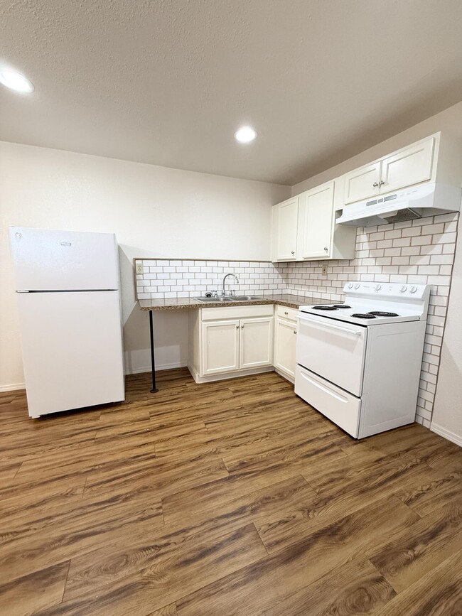 Photo - 1912 25th St