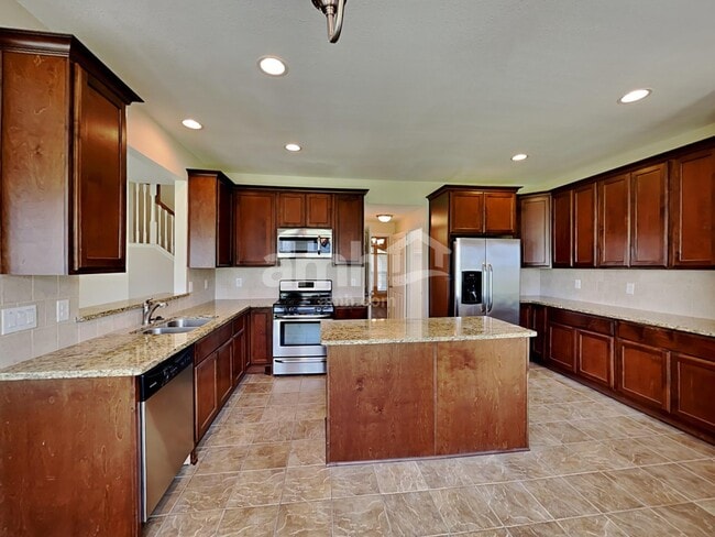 Photo - 501 Falcon Lake Dr