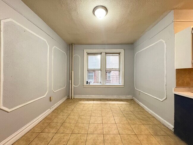 326 Summit Ave 103 - 333 Summit Ave Unit 103