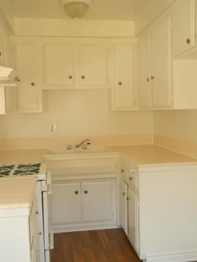 Photo - Ambassador Apartments