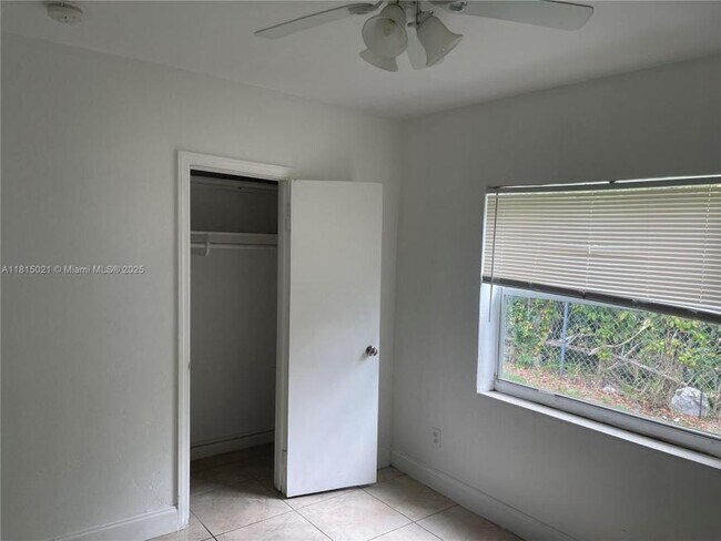 Photo - 2 bedroom in North Miami Beach FL 33160