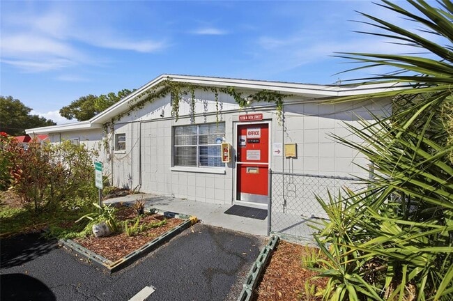 Photo - 1304 Morris Park