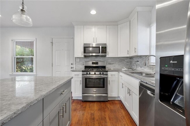 Photo - 2474 Habersham Dr