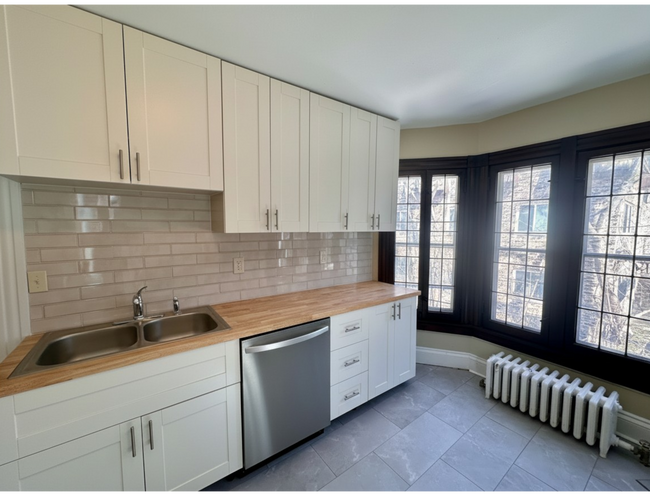 Photo - 2216 E Ivanhoe Pl Unidad 2