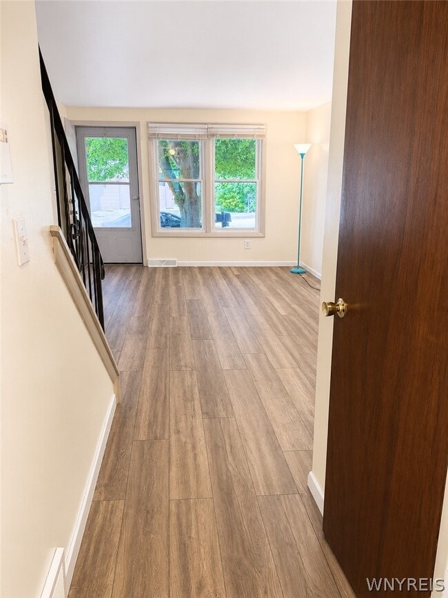 1 Robin Rd