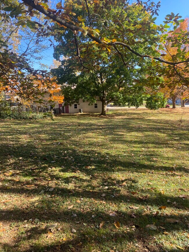 4472 King Arthur Dr Townhome Townhome Rental in Uniontown OH