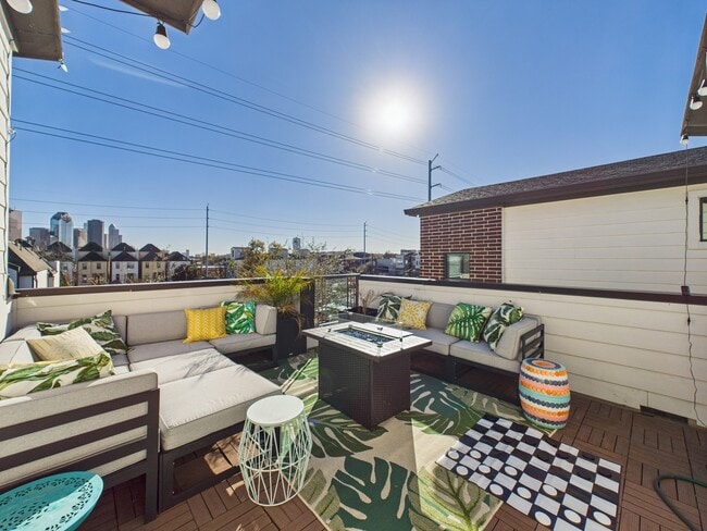 Photo - 1404 Spring St