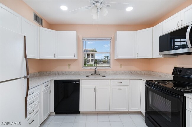Photo - 4912 Vincennes St Unit 101