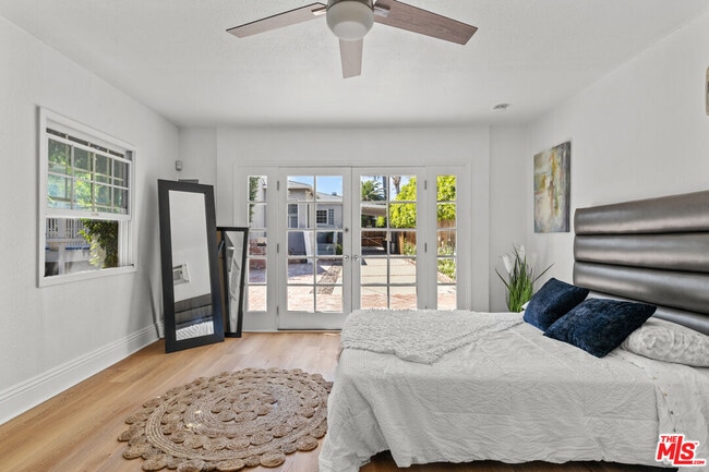 Photo - 4814 Lemona Ave