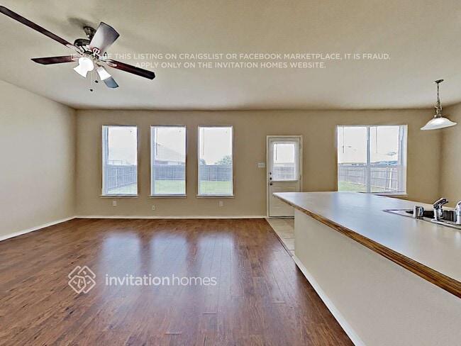 Photo - 1000 Pebblecreek Dr