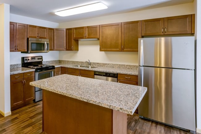 Eagles Landing apartments — community photo