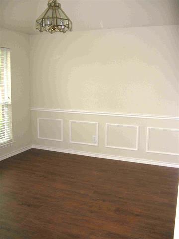 Photo - 1530 Summerfield Dr