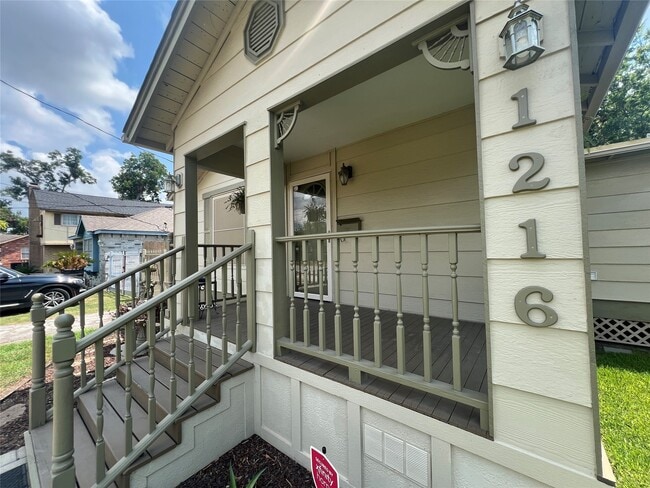 Photo - 1216 Northwood St