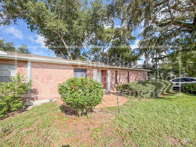 Photo - 2417 Carolina Ave