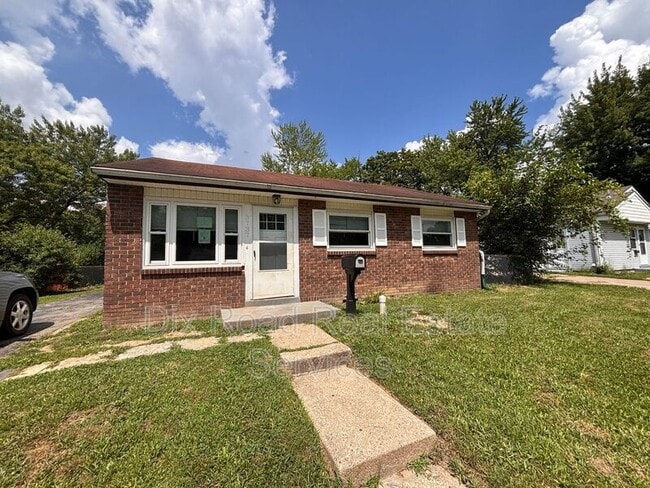 Photo - 3737 Runyon Ave House