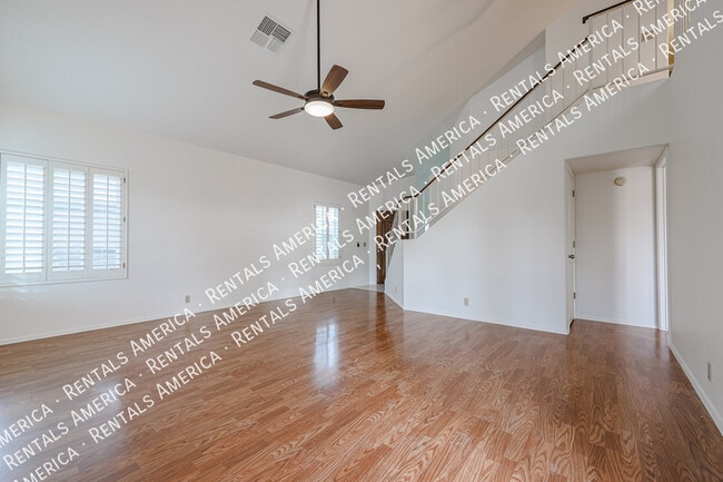 Photo - 2525 W Knox Rd