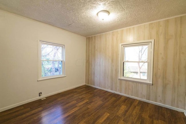 Photo - 2235 Hamilton Ave