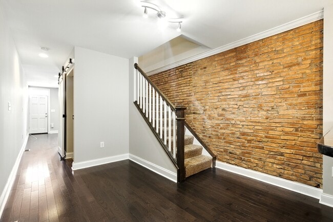 Photo - 127 W Randall St