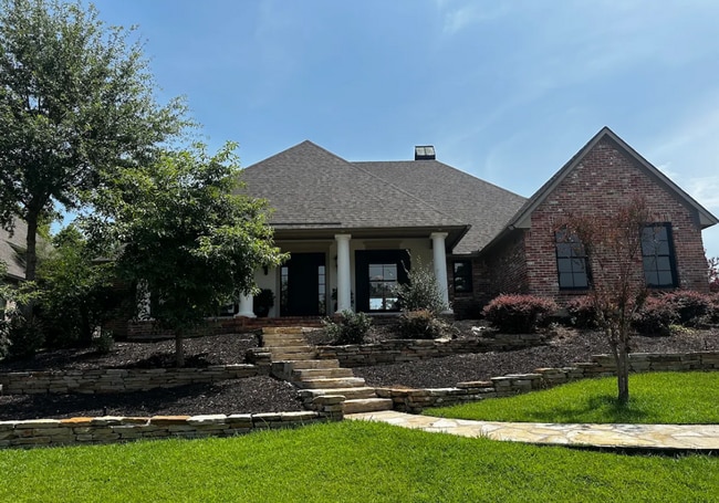 Building Photo - 1073 Waters Edge Cir