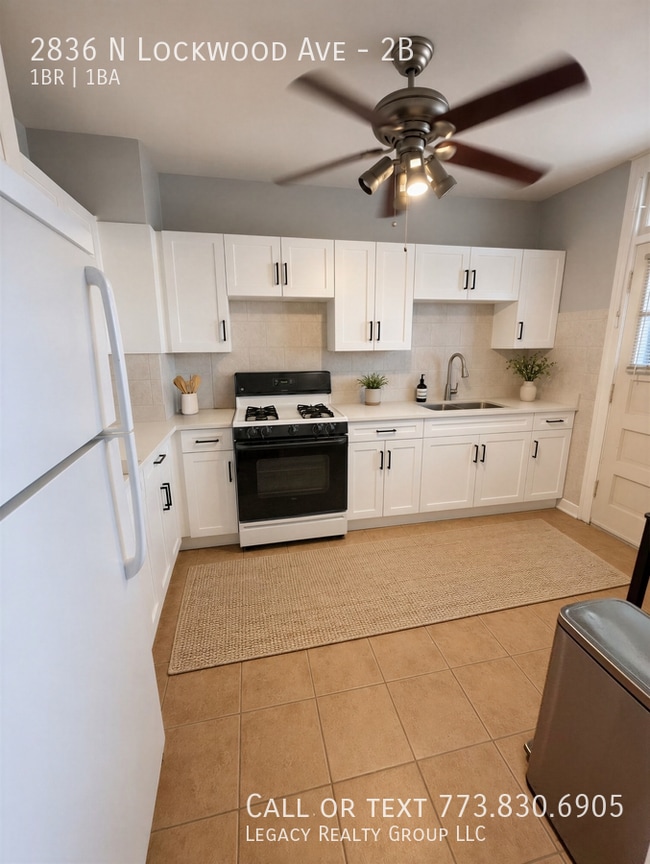 Photo - 2836 N Lockwood Ave Unit 2B