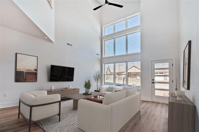 Photo - 4 Savidge Cir