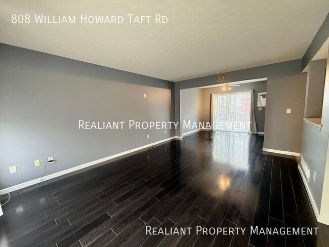 Photo - 808 William Howard Taft Rd