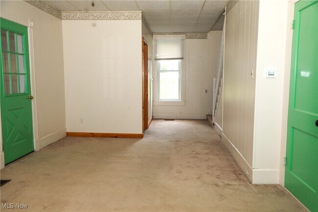 Photo - 61781 W Tacoma Rd