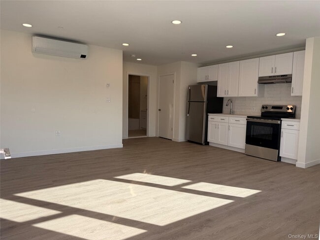 Photo - 5 Colonial Dr Unit 1