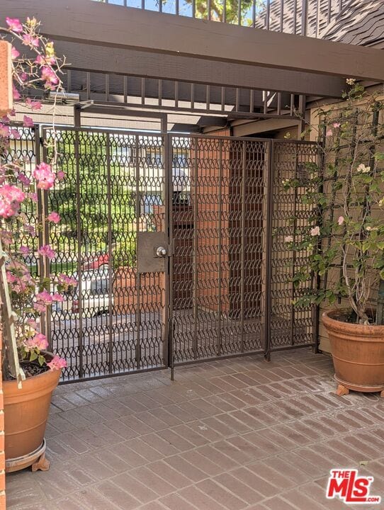 Photo - 835 S Lucerne Blvd Unit 209