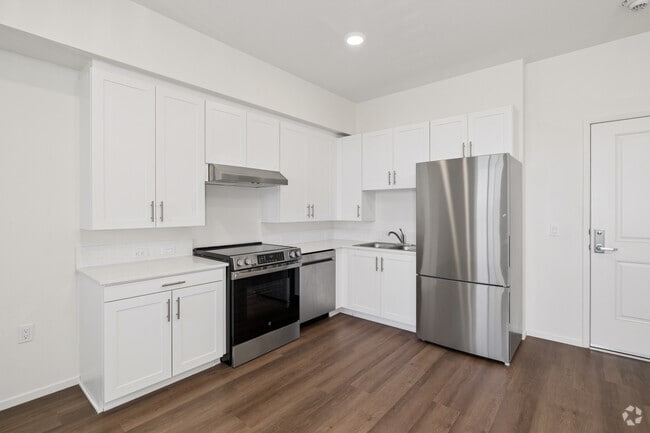 1BR, 1BA - 618SF - Kitchen