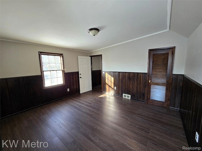 Photo - 1305 Collegewood St