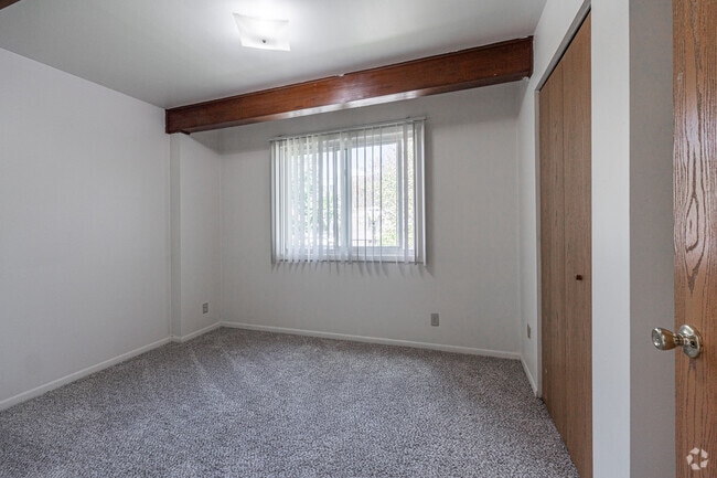 The Glen 2BR, 1BA - 705SF - Second Bedroom