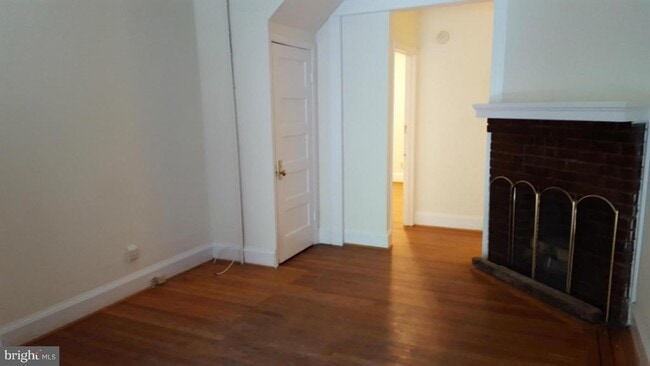 Building Photo - 303 E 33rd St