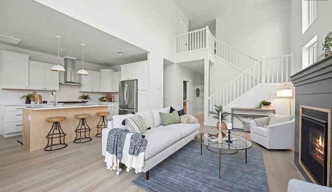 Photo - 218 N 54th Pl