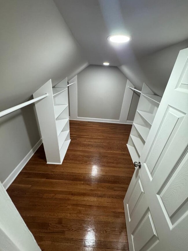 Photo - 4502 Elmwood Rd