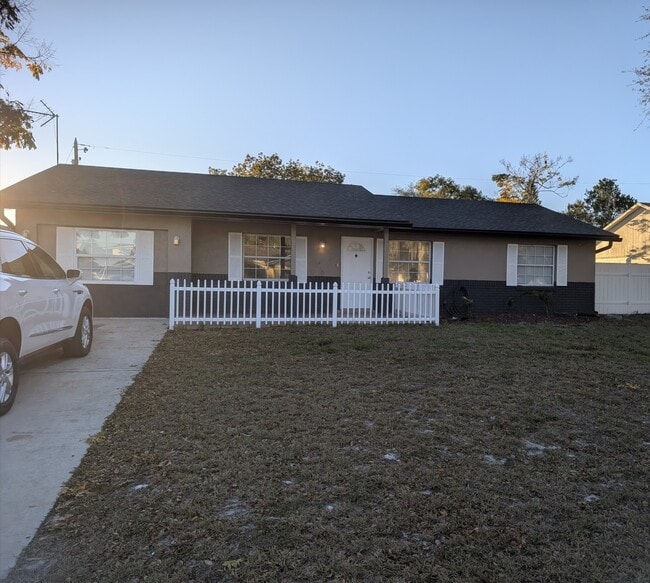 Building Photo - 508 Cavalier Ave