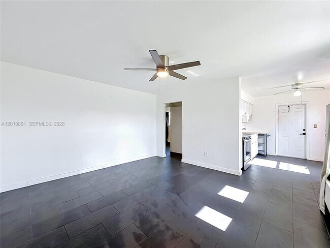 Photo - 391 NE 42nd Ct