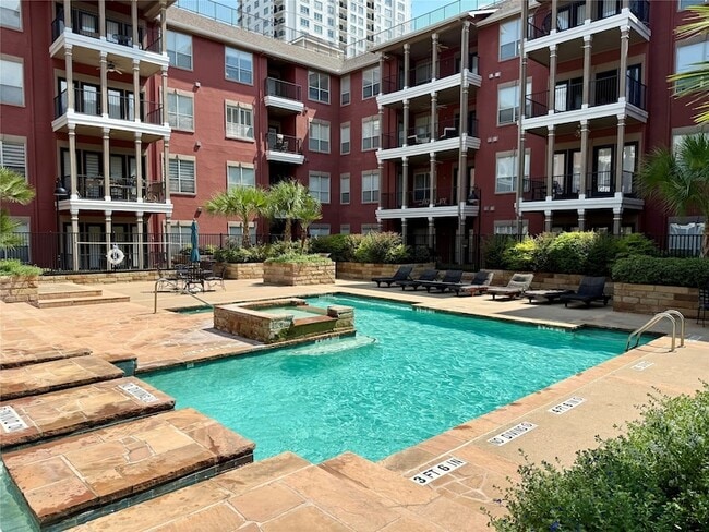 Photo - 2400 McCue Rd Unidad 446