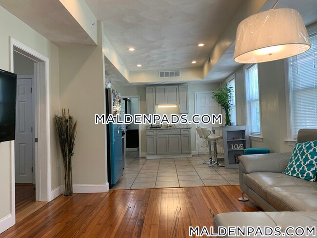 74 Wyeth St Unidad 1