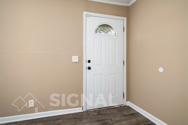 Photo - 3524 Park Ave SW