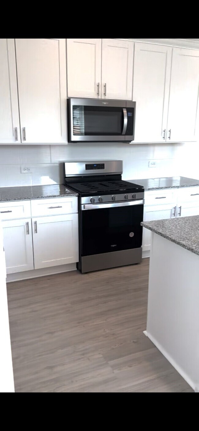 Photo - 26073 Hampshire Dr