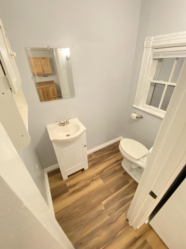73 Cedar St