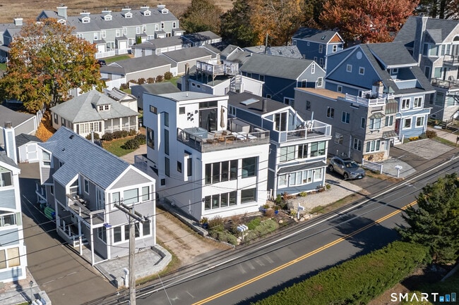 Building Photo - 98 Limewood Ave