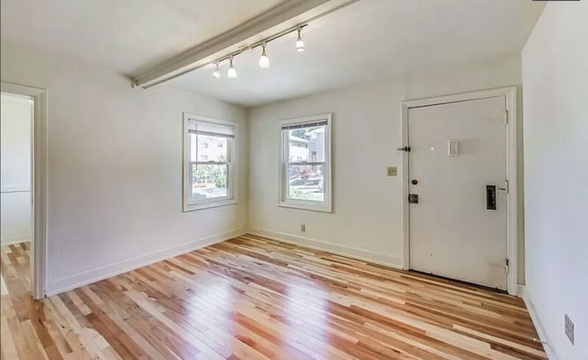 55 Forest St