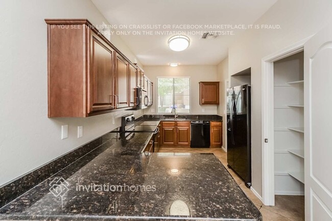 Photo - 864 E Devon Rd