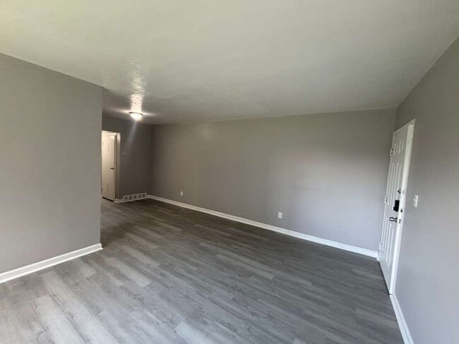 Photo - 13975 Superior Rd Unidad 103
