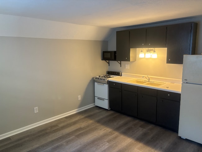 Photo - 1315 Huestis Ave Unit 2