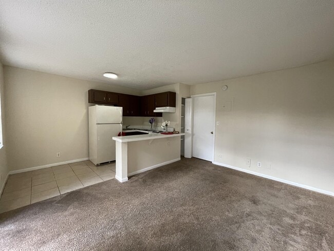 Photo - 5192 NE 6th Ave