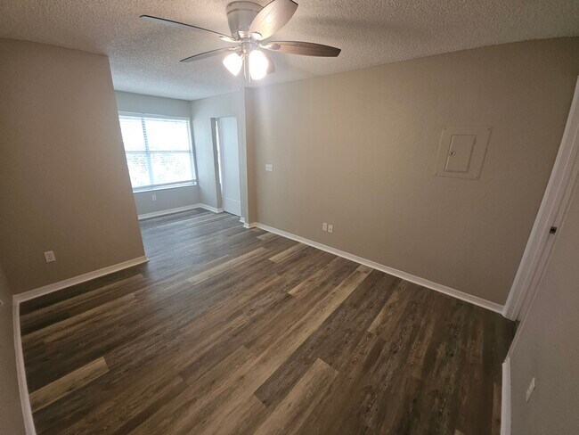 5152 Conroy Rd Unidad 1336